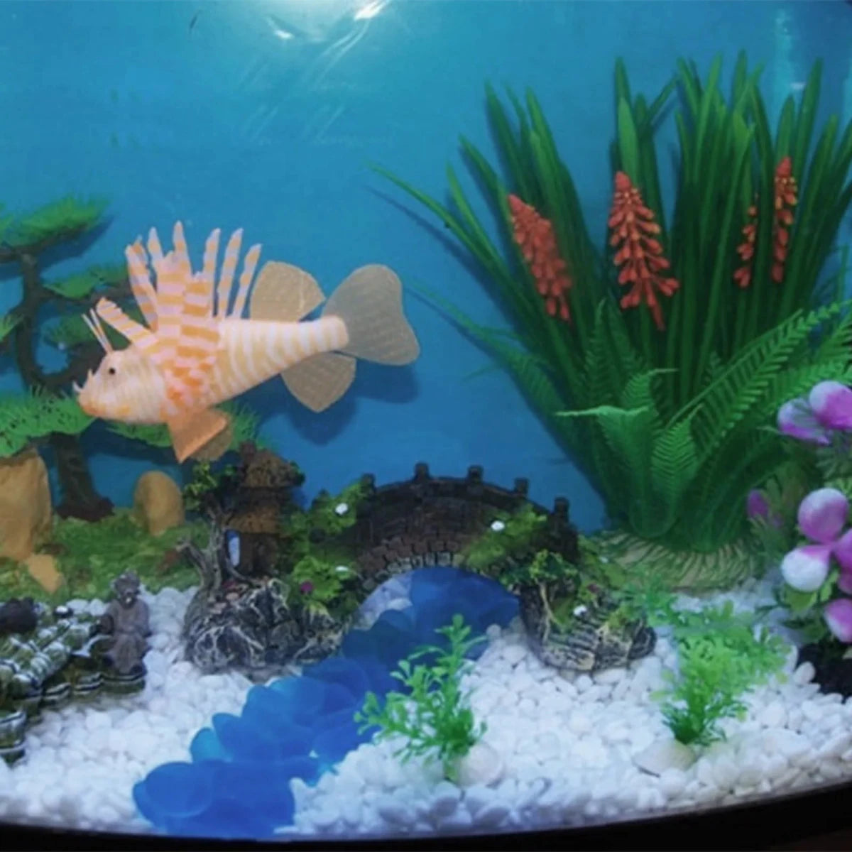 Elegant Resin Bridge for Fish Tanks & Gardens – Eye-Catching Decor